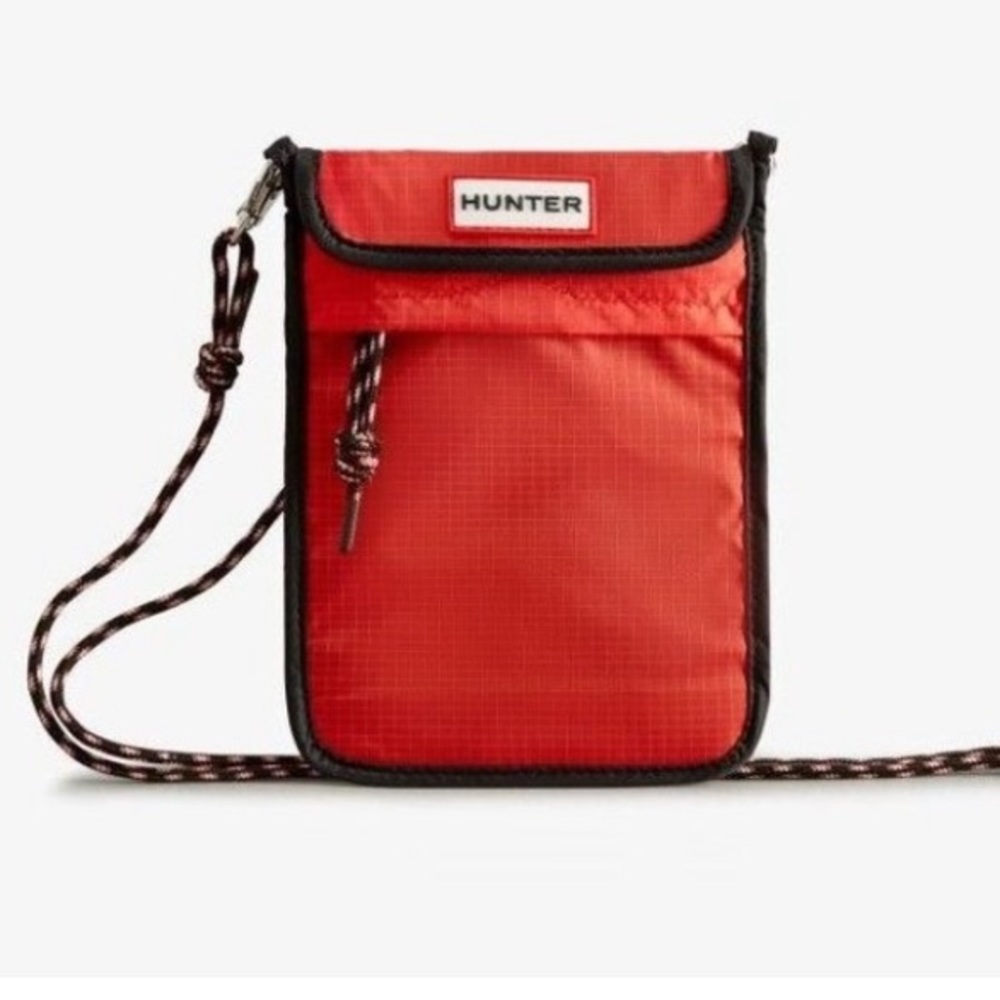 HUNTER Red Pouch - Picture 2 of 5